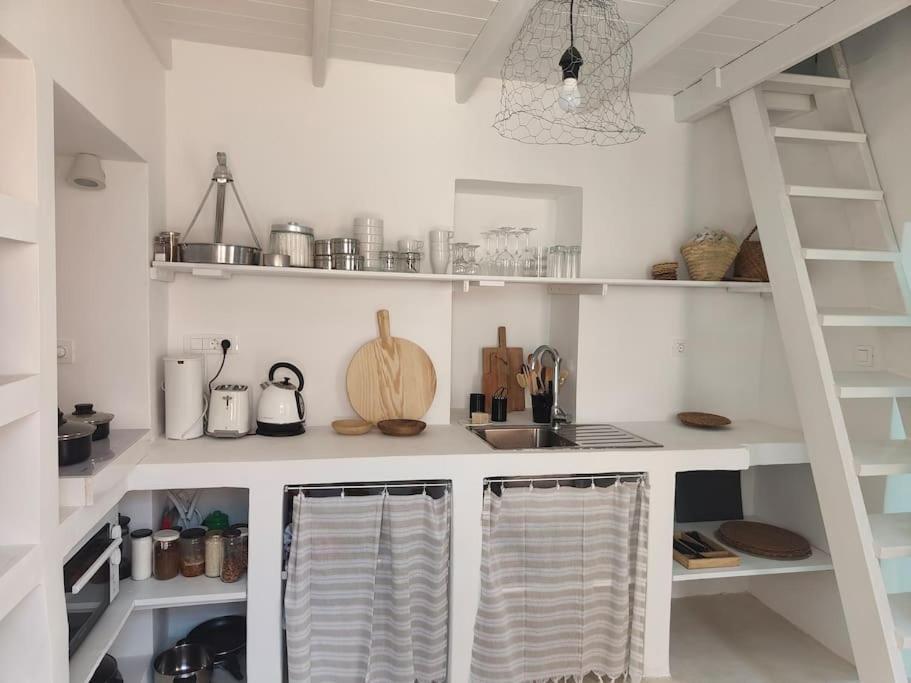 Maison Avec Terrasses Et Vues 시미 외부 사진